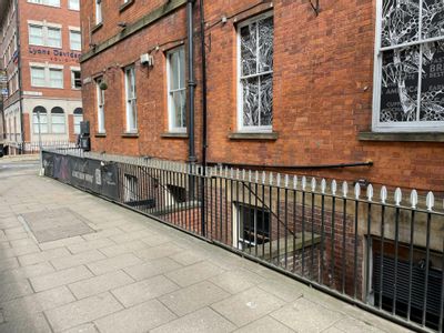 Property Image for Lower Ground Floor, 68A Wellington Street, Leeds, LS1 2EE