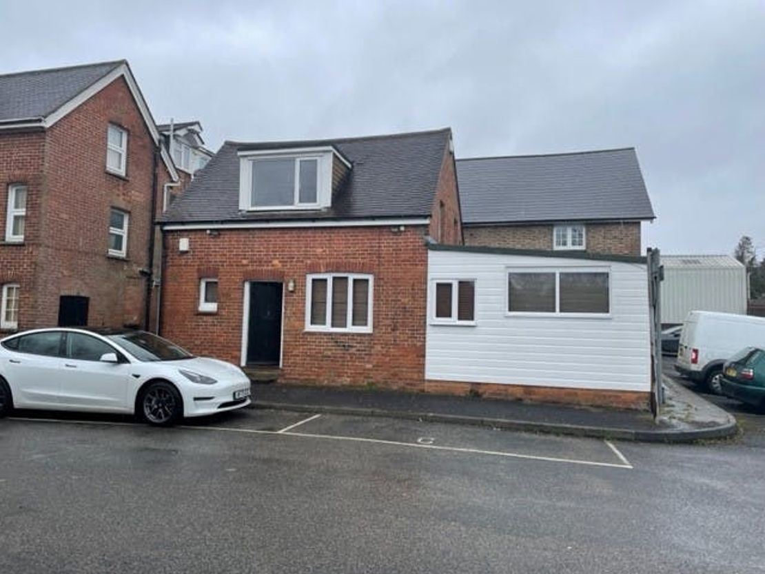 Unit C, Lexden Lodge Business Park, Jarvis Brook, Crowborough, TN6 2NQ