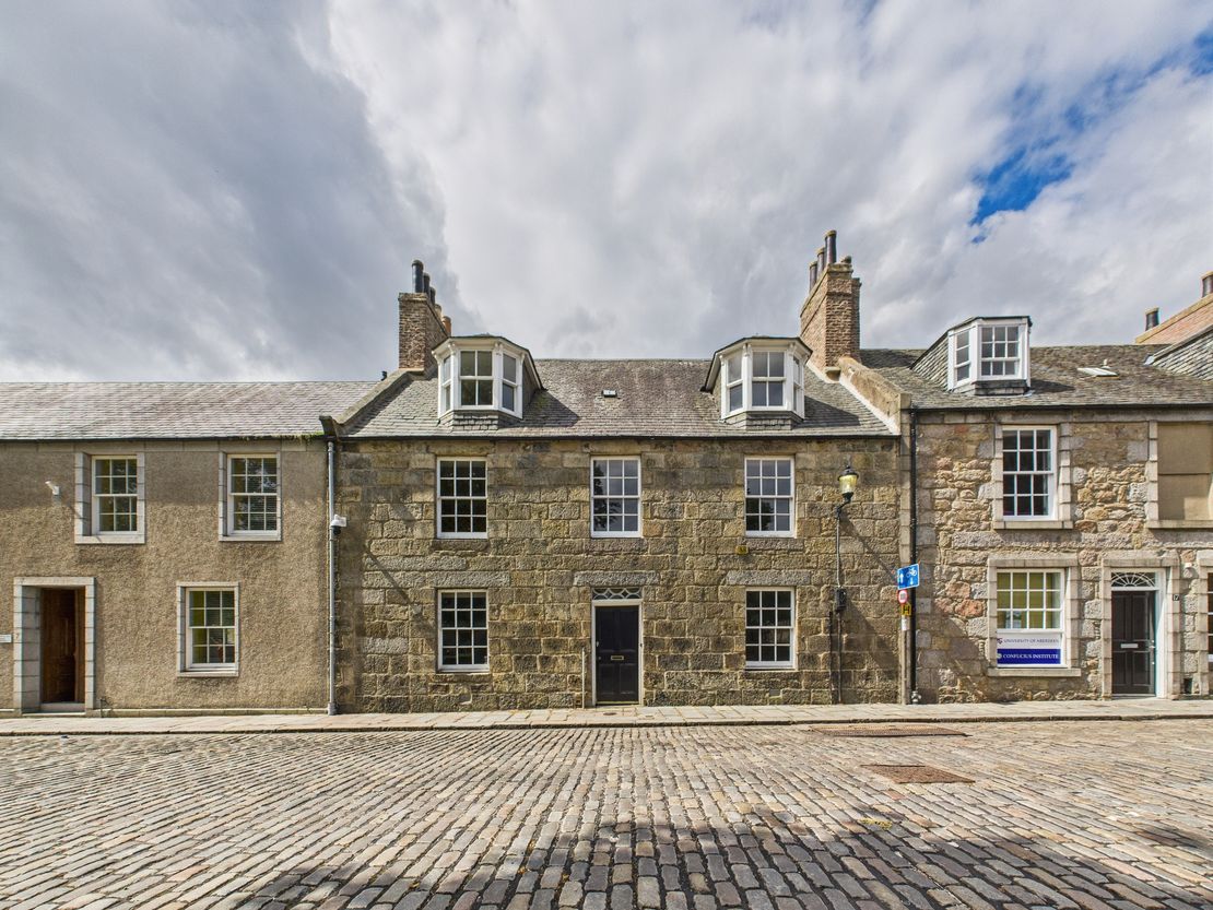 15 High Street, Aberdeen, AB24 3EE