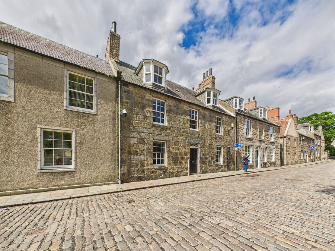15 High Street, Aberdeen, AB24 3EE