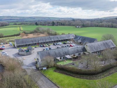 Property Image for Unit 4, Chanctonfold, Horsham Road, Steyning, West Sussex, BN44 3AA