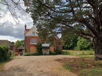 Property Image for 39-41 Goffs Park Road, Crawley, RH11 8AX