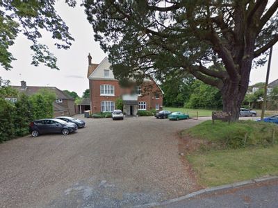 Property Image for 39-41 Goffs Park Road, Crawley, RH11 8AX