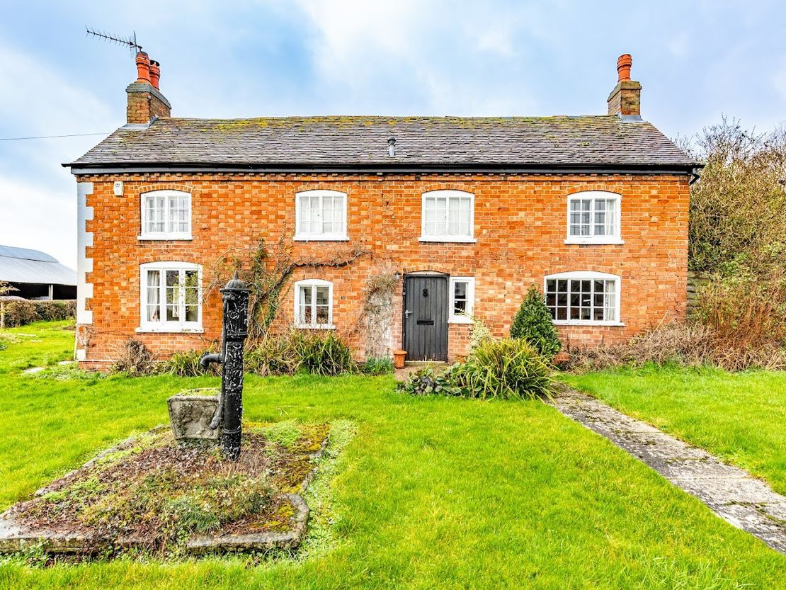 Littleworth Farm, Worcester Road, Inkberrow, Worcester, WR7 4EX