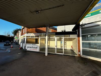 Property Image for 282 Pinhoe Road, Exeter, Devon, EX4 7JQ