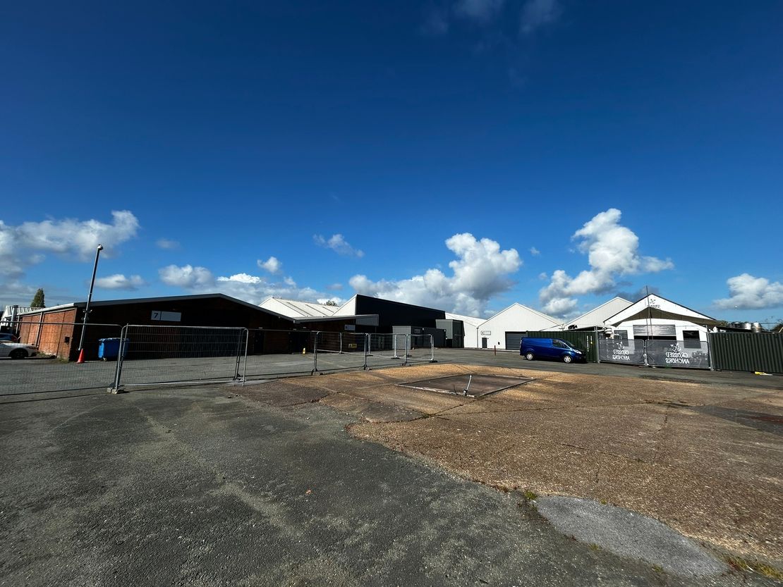Unit 4 Vulcan Estate, Water Lane, Exeter, South West, EX2 8BY