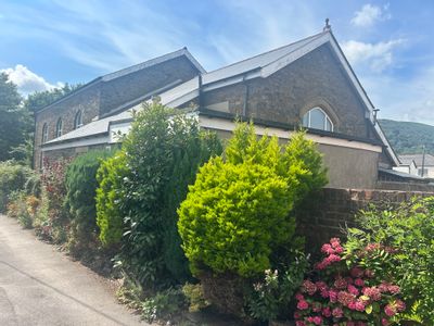 Property Image for Taffs Well United Church, Cardiff Road, Taff's Well, Wales, CF15 7RE