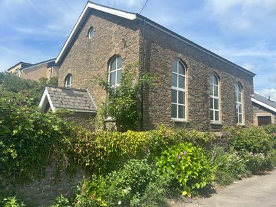 Property Image for Taffs Well United Church, Cardiff Road, Taff's Well, Wales, CF15 7RE