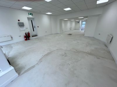 Property Image for 22 Worcester Road, Malvern, West Midlands, WR14 4QW