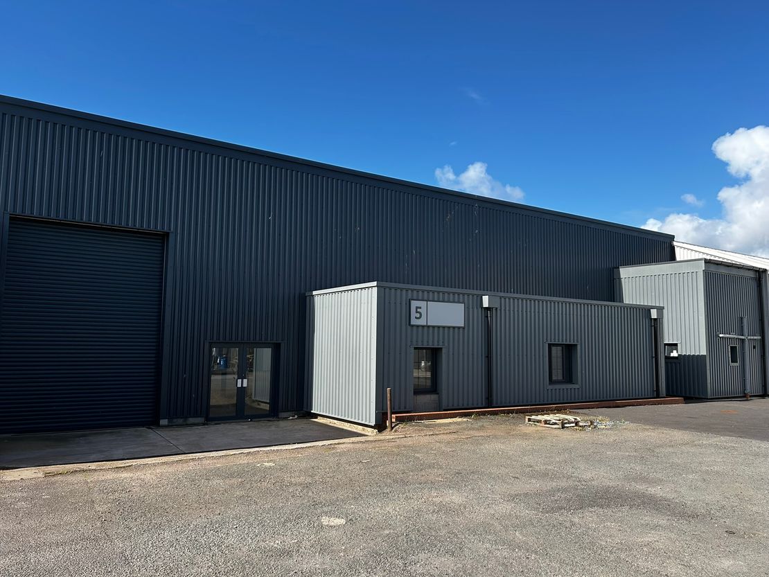 Unit 5 Vulcan Estate, Water Lane, Exeter, South West, EX2 8BY