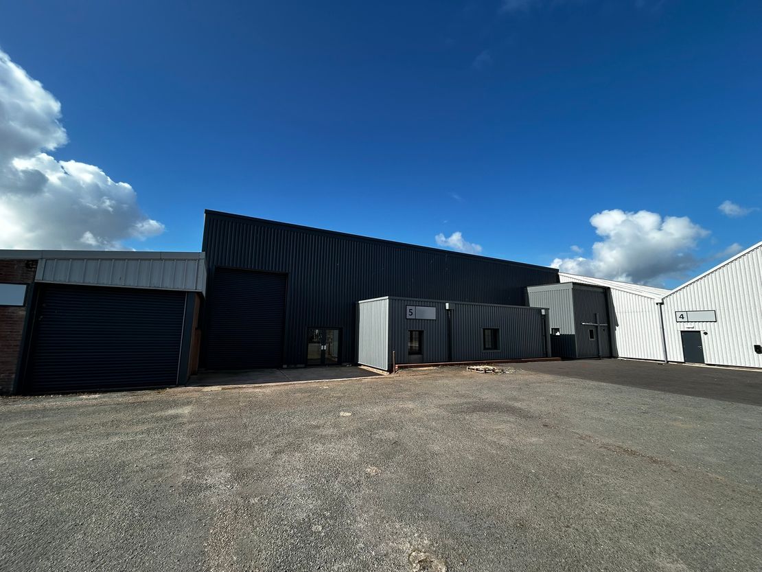 Unit 5 Vulcan Estate, Water Lane, Exeter, South West, EX2 8BY