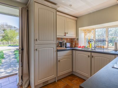 Property Image for Honey Lane Cottage, Honey Lane, Norton, Wiltshire, SN16 0JP
