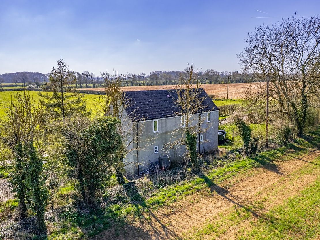 Honey Lane Cottage, Honey Lane, Norton, Wiltshire, SN16 0JP