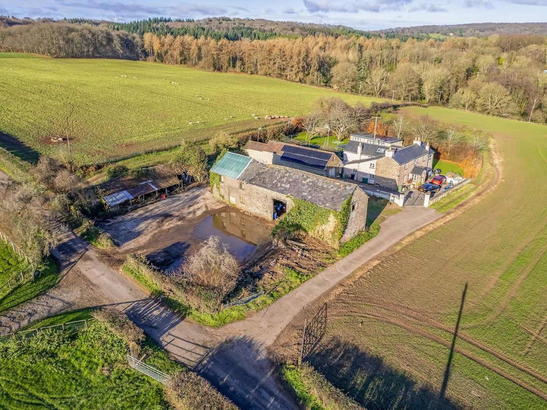 Barn At Pipers Meadow, Alvington, Lydney, Gloucestershire, GL15 6AG