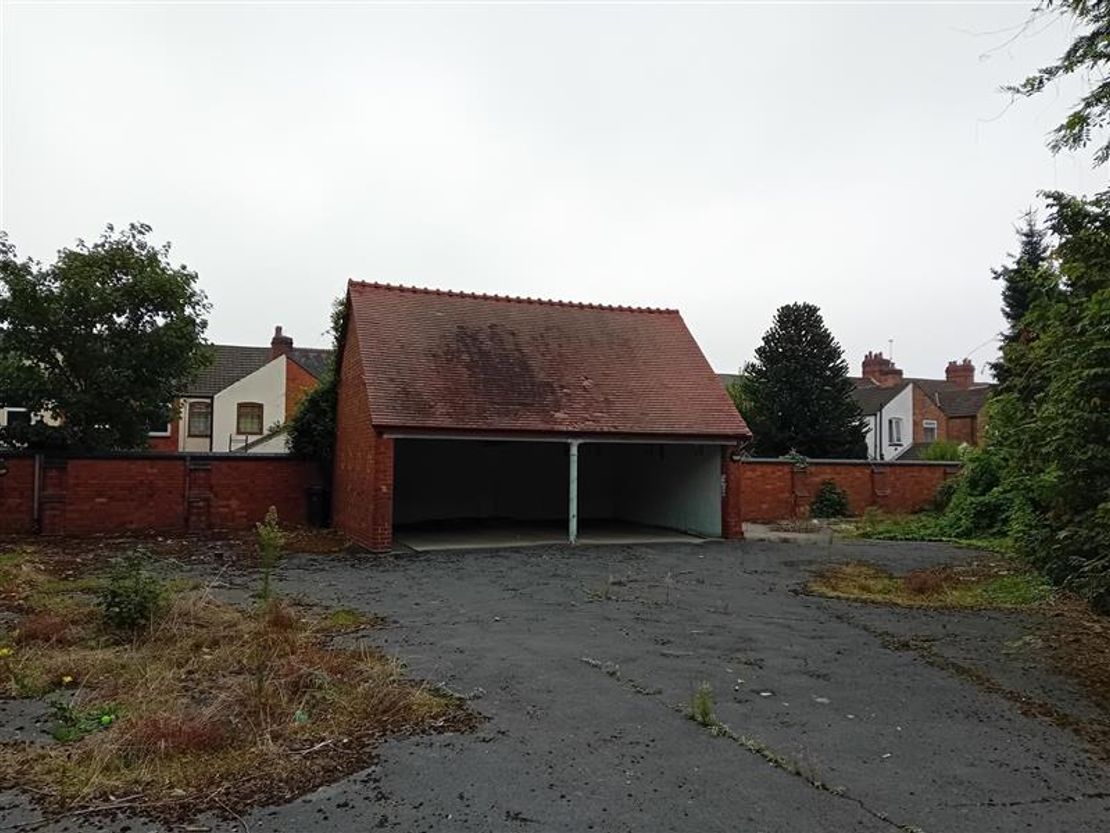 Former Freeway Building, Park Avenue, Nuneaton, West Midlands, CV11 4PQ