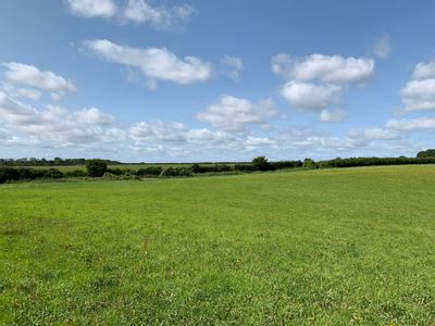 Property Image for Land At Clapton-on-the-Hill, Clapton-on-the-Hill, Gloucestershire, GL54 2LG
