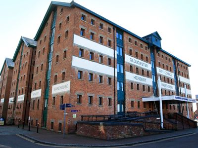 Property Image for Herbert Kimberley Philpotts And North Warehouses, The Docks, Gloucester, South West, GL1 2EQ