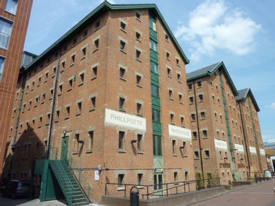 Property Image for Herbert Kimberley Philpotts And North Warehouses, The Docks, Gloucester, South West, GL1 2EQ