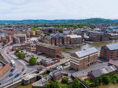 Property Image for Herbert Kimberley Philpotts And North Warehouses, The Docks, Gloucester, South West, GL1 2EQ