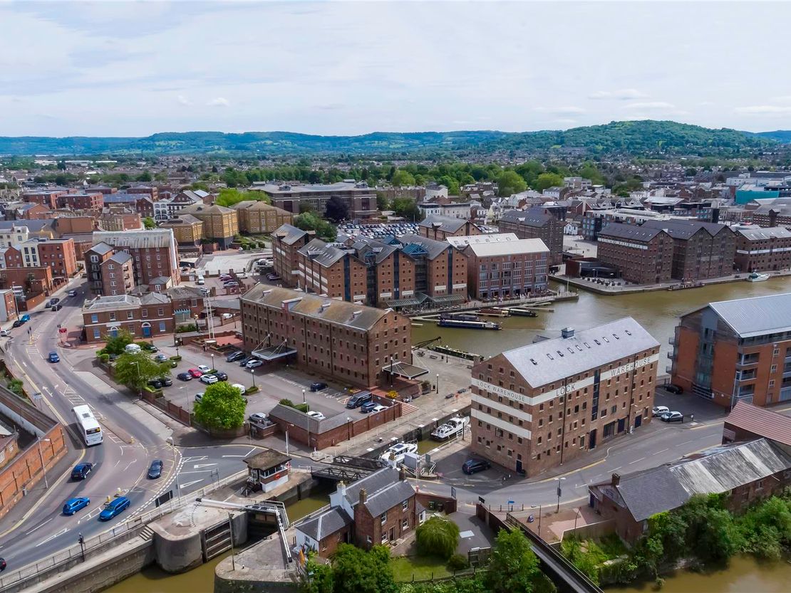 Herbert Kimberley Philpotts And North Warehouses, The Docks, Gloucester, South West, GL1 2EQ