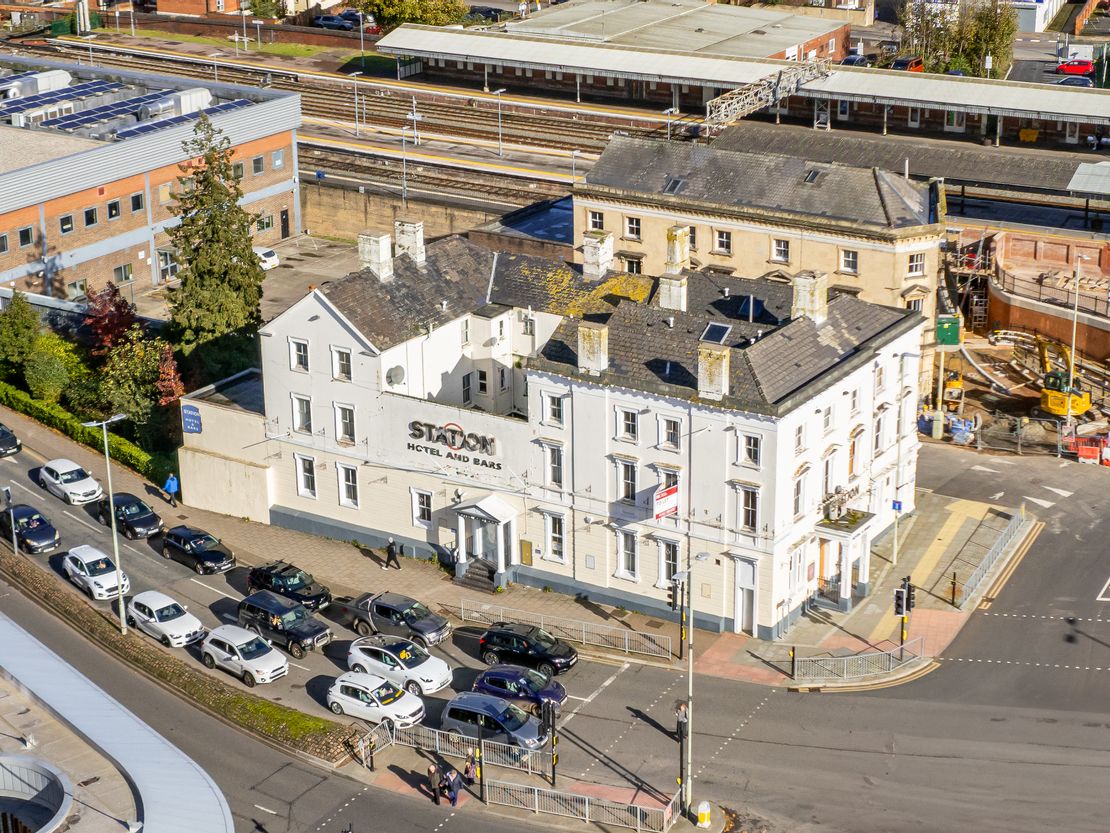 Station Hotel, Bruton Way, Gloucester, South West, GL1 1DT