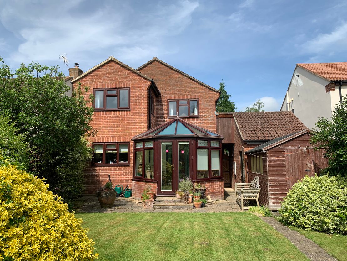 5 The Vineys, Sandhurst Lane, Sandhurst, Gloucester, GL2 9NX