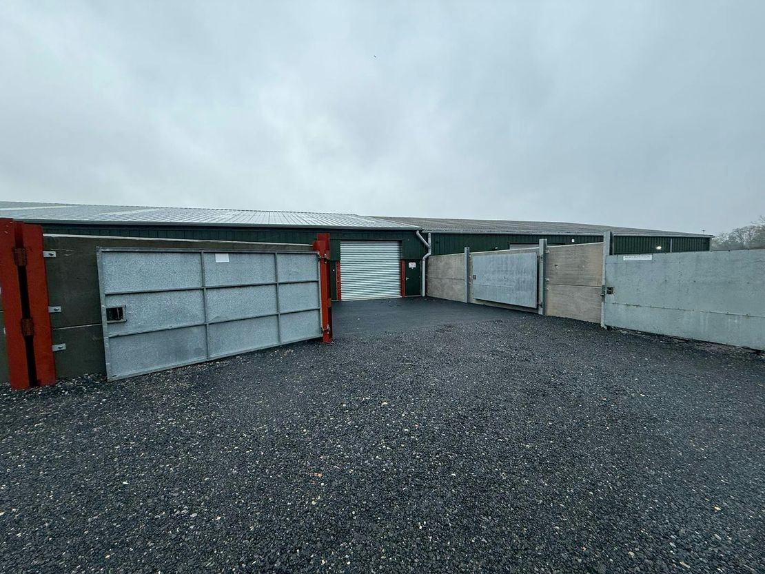 Unit 1E Manor Farm Barns, Church Lane, Exton, Southampton, SO32 3NU