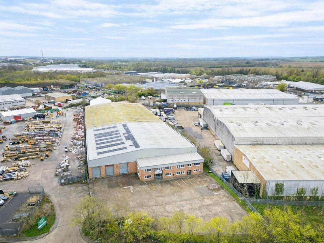 Unit G1, Riverway, Harlow, CM20 2DP