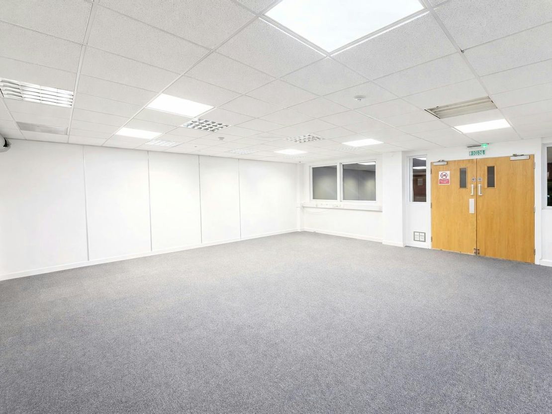 Unit G2, Riverway, Harlow, CM20 2DP