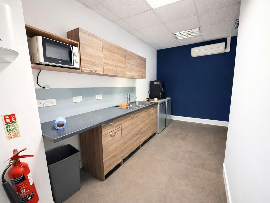 Unit G2, Riverway, Harlow, CM20 2DP