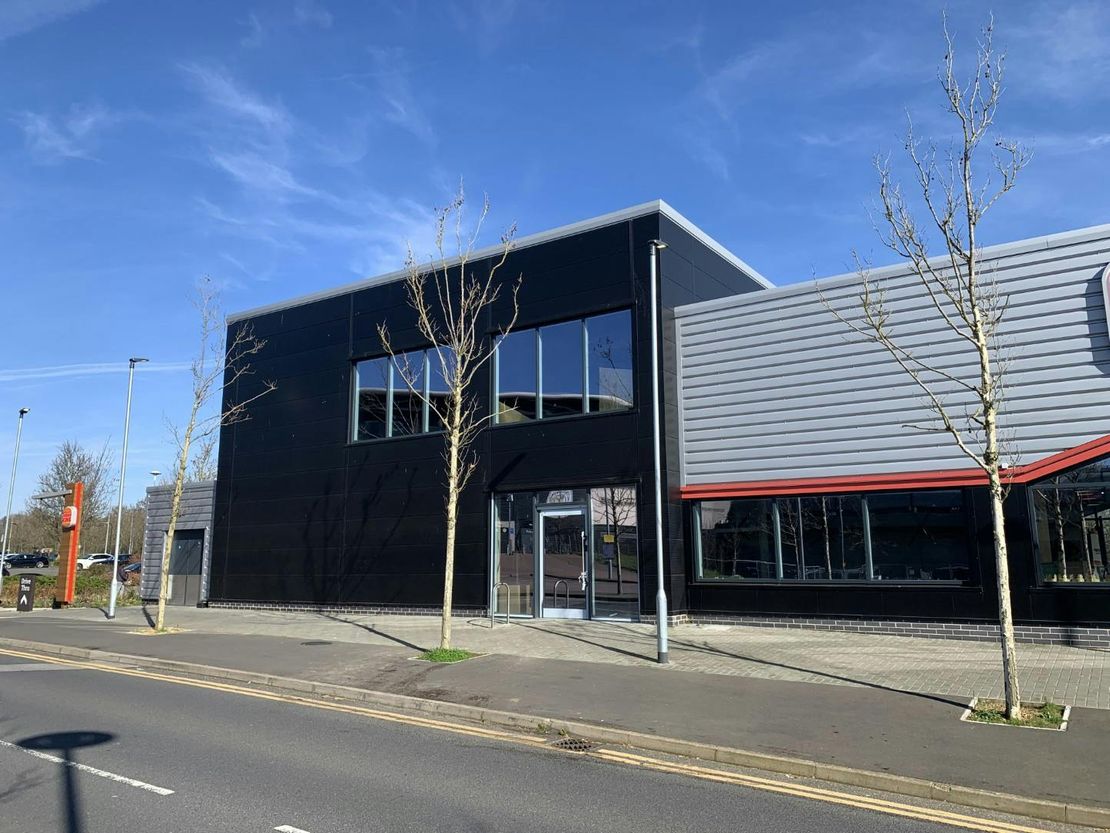 Unit B2 Stadium Way West, Bletchley, Milton Keynes, MK1 1ST