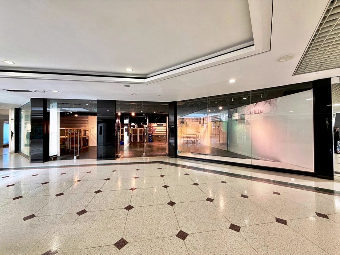 Unit 211 The Potteries Centre, Quadrant Road, Stoke-on-Trent, Staffordshire, ST1 1RZ