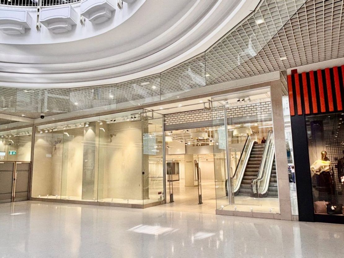 Unit 116 The Potteries Centre, Quadrant Road, Stoke-on-Trent, Staffordshire, ST1 1RZ