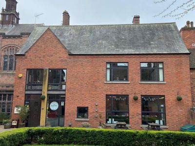Property Image for 3 Castle Yard, Hay Lane, Coventry, CV1 5RF