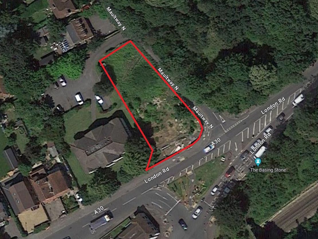 Former Sparks Garage, 2 London Road, Camberley, Surrey, GU15 3UZ