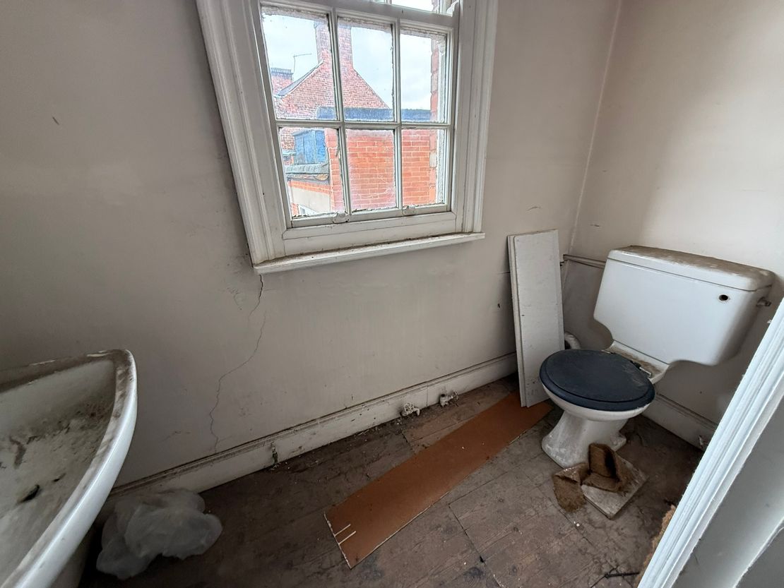 13 The Borough, Hinckley, Leicestershire, LE10 1NL