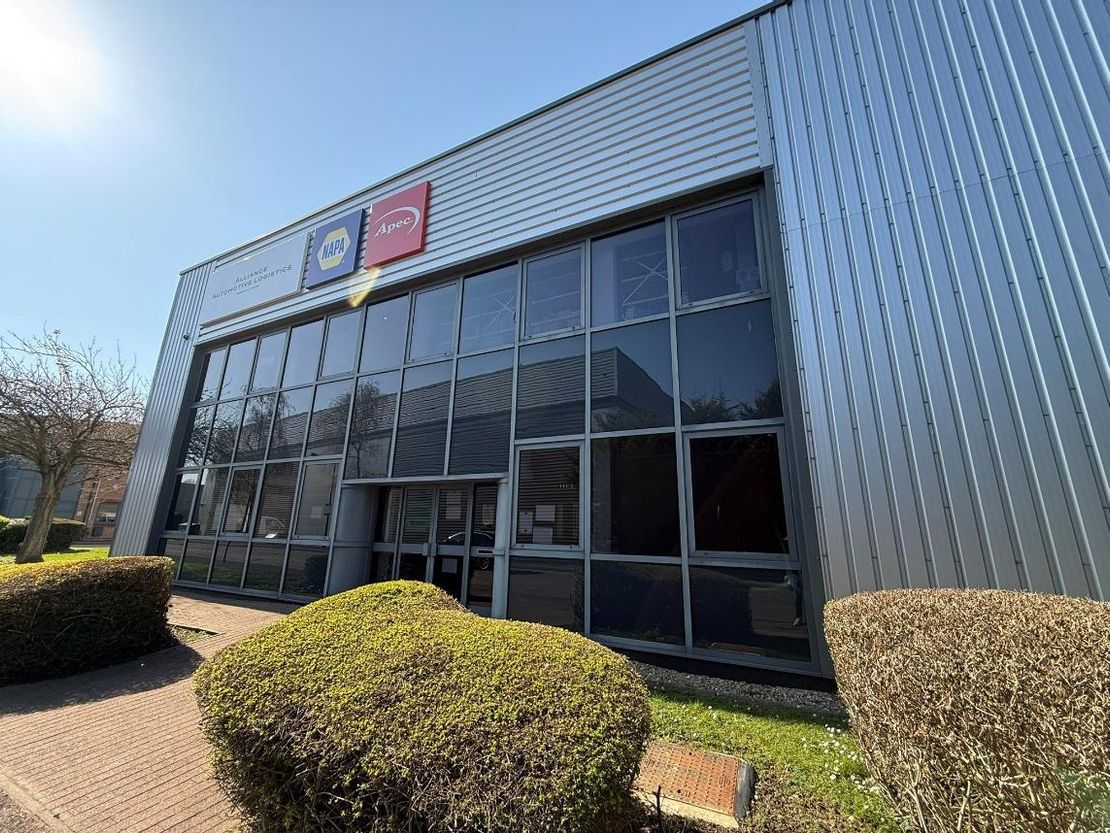 Unit 2 Royal London Park, Flanders Road, Hedge End, Southampton, Hampshire, SO30 2LG