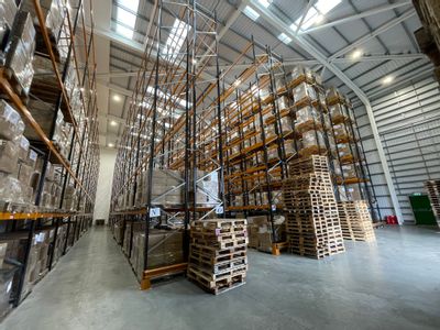 Property Image for Unit 13 The Cedars, Willows Business Park, Pattenden Lane, Marden, Tonbridge, Kent, TN12 9QJ