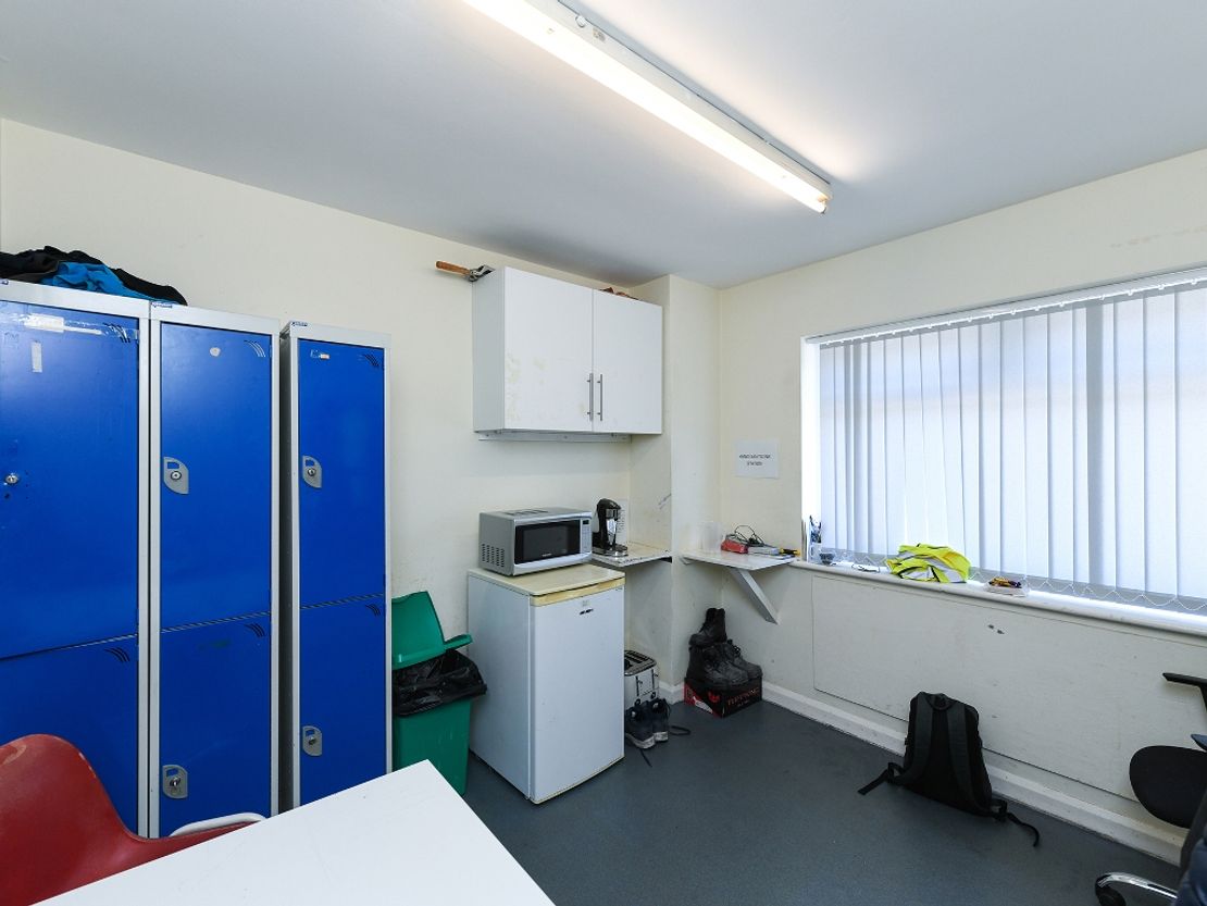 Unit 14 Heanor Gate Industrial Estate, Slack Lane, Heanor, Derbyshire, DE75 7GX