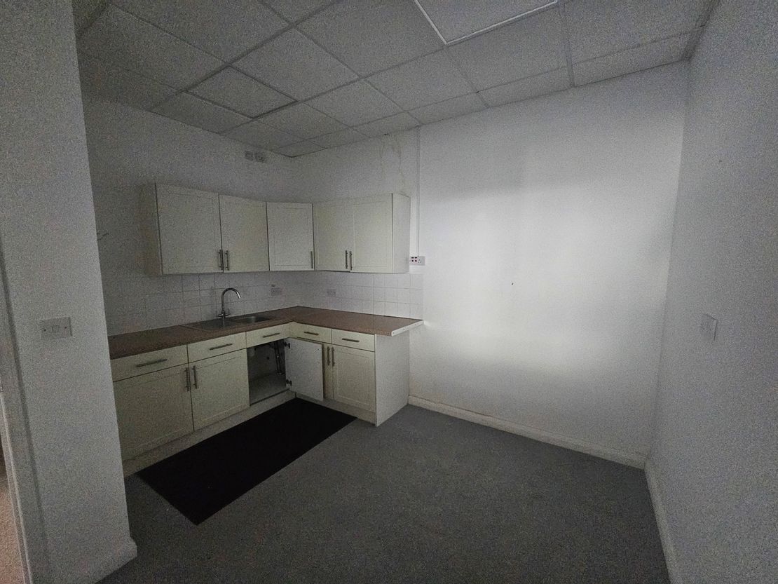 Unit 7, 92-94 Hopewell Drive, Chatham, Kent, ME5 7PY