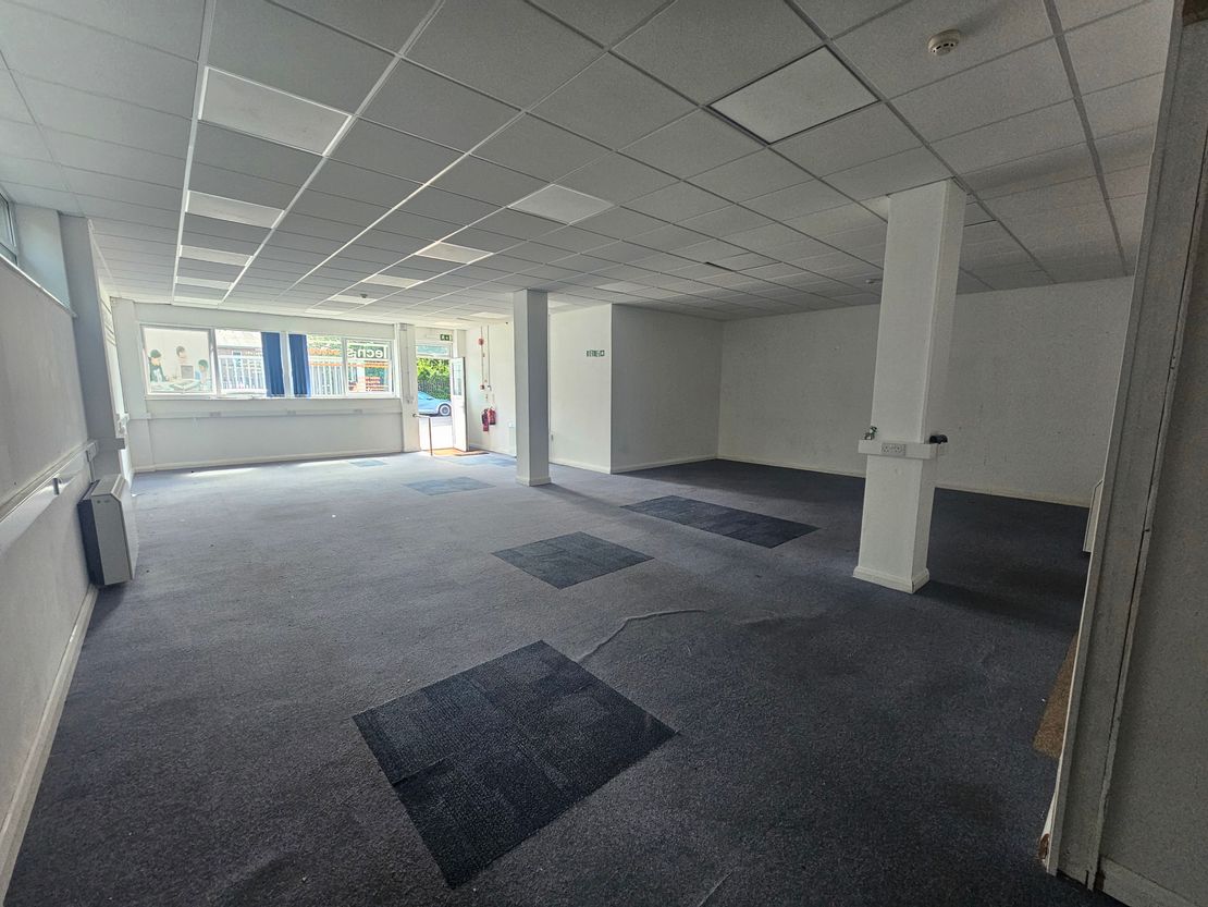 Unit 7, 92-94 Hopewell Drive, Chatham, Kent, ME5 7PY