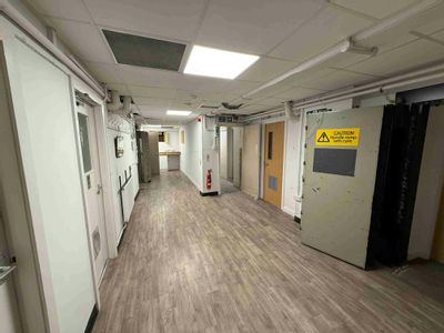 Property Image for Grd Floor, 41 High Street, Newcastle Under Lyme, ST5 1QZ