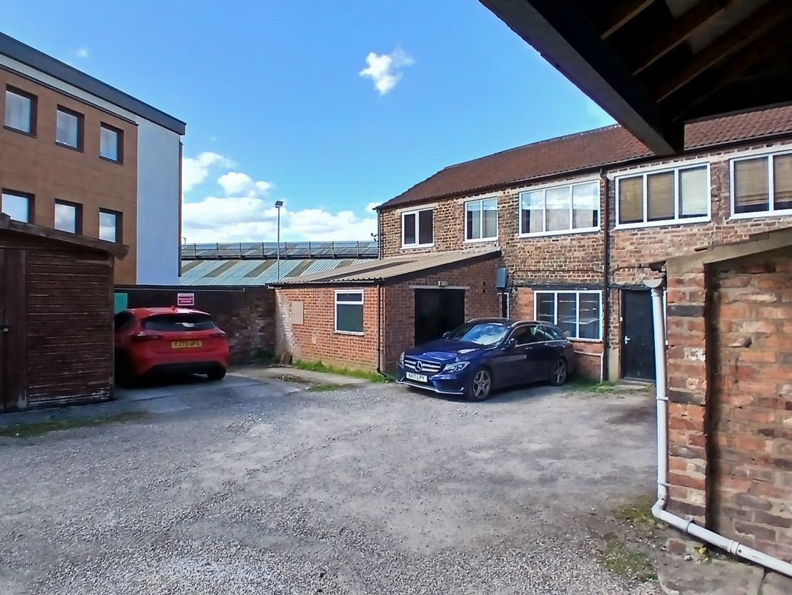 5A The Crescent, York, North Yorkshire, YO24 1AW
