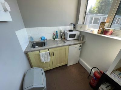Property Image for Unit 3 Avondale Business Centre, Avondale Road, Fleet, GU51 3PJ