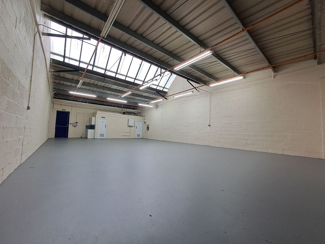 Unit 3, Hollin Lane, Stacey Bushes, Milton Keynes, MK12 6HT