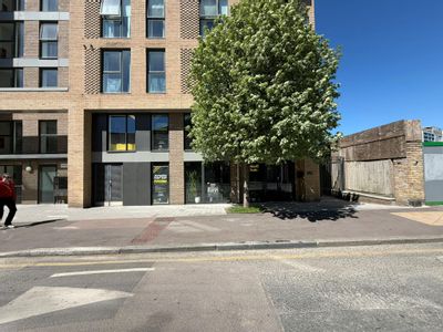 Property Image for Unit 2 Hiltons Wharf, 18 Norman Road, Greenwich, SE10 9QX