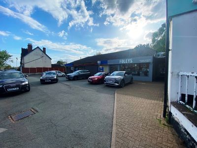 Property Image for 80 Stourport Road, Kidderminster, Kidderminster, West Midlands, DY11 7BQ
