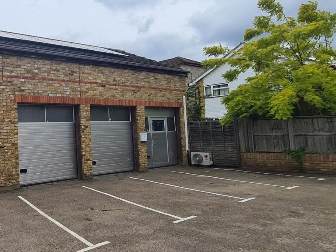 Unit 4A, Service Road, Addlestone, KT15 2HT