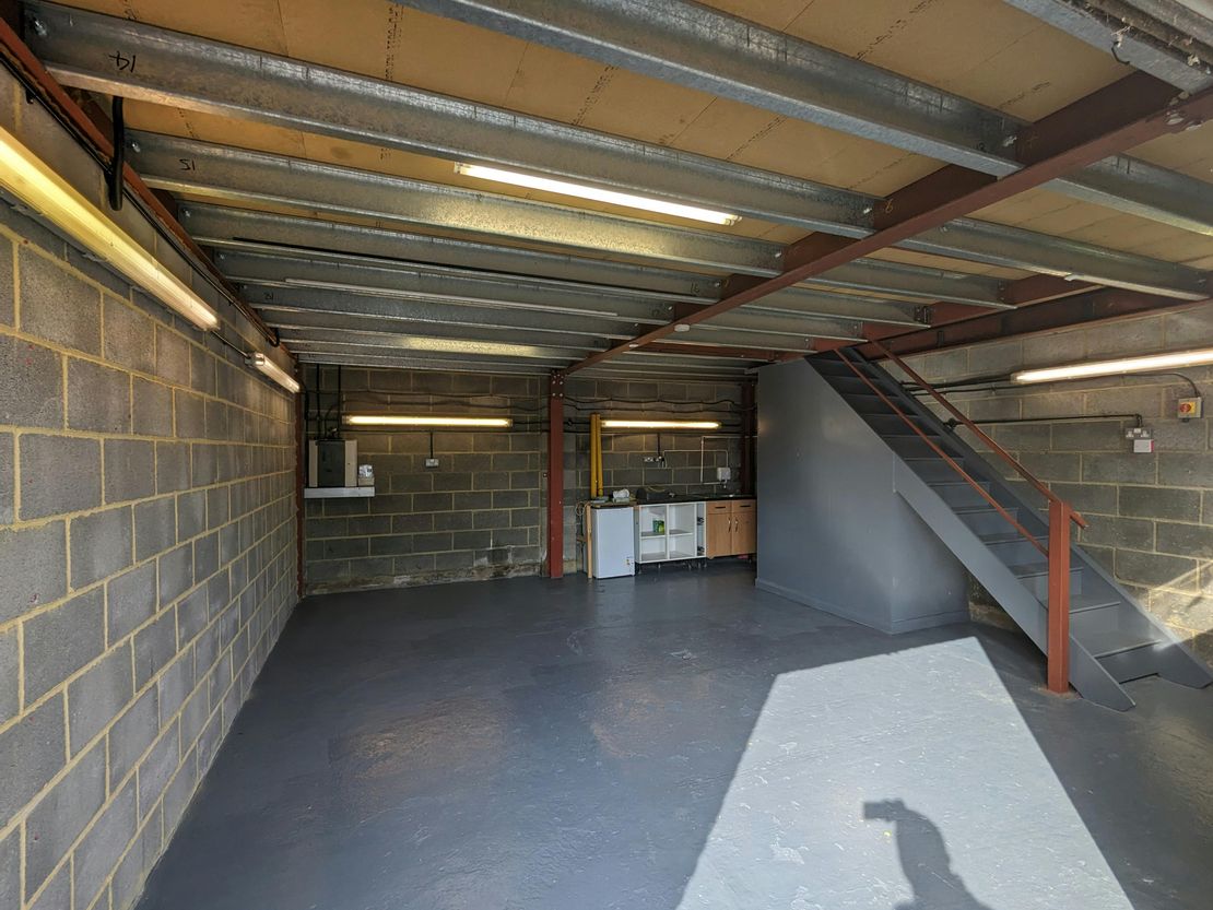 Unit 4A, Service Road, Addlestone, KT15 2HT