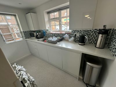 Property Image for Red Lion House, Bentley, Bentley, Farnham, GU10 5HY